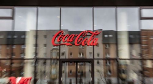 Coca-Cola vai transformar um de seus refrescos mais populares em bebida alcoólica
